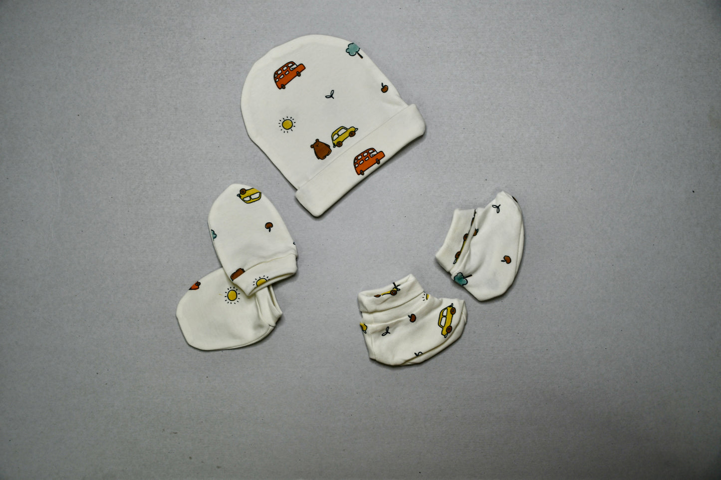 100% Cotton Knit Cap Mittens & Booties Set with playful nursery print - off white