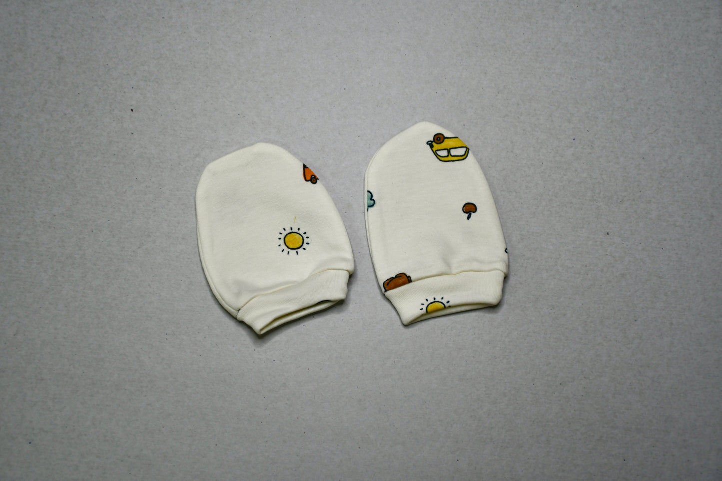 100% Cotton Knit Cap Mittens & Booties Set with playful nursery print - off white
