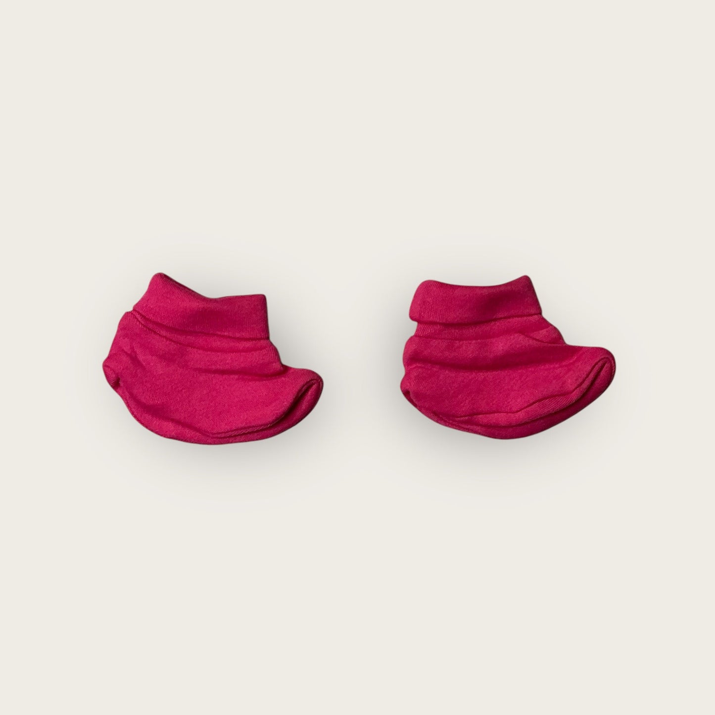 100% Cotton Knit Cap Mittens & Booties Set with pink solid color